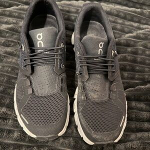 On Clouds Women Black